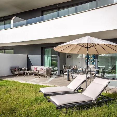 Vivi Homes - Higueron Premium Wellness, Sauna, Pool & Hot Tub פואנגירולה
